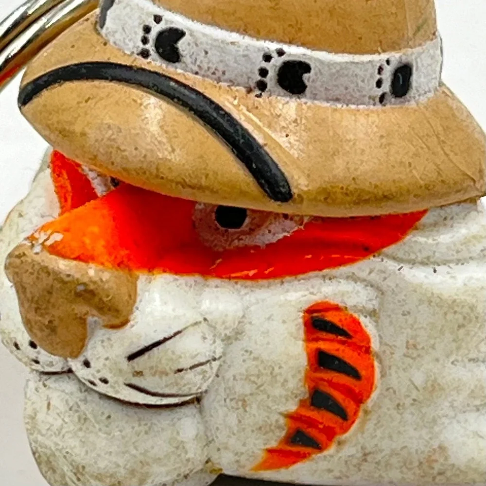 Vintage 1997 Exxon Tiger‎ Safari Pith Hat Keychain Collectible Jungle Animal Toy